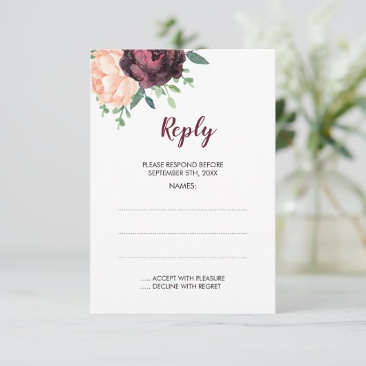 Burgund Rose Peach Peony Wedding Repair Cards RSVP Karte (Stehend Vorderseite)