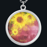 *~* Burgund Rustikale Sonnenblume Land Wasserfarbe Versilberte Kette<br><div class="desc">* Rustikale Vintage botanische Charme Burgund Gold Floral Blüten und Watercolor Gelbe Sonnenblumen Creative Unique Modern Design. * Dieses fröhliche moderne Land Rustic Vintag schöne weiche große Aquarell Gelbe Sonnenblumen auf einem Abstrakten Burgund Merlot und Gold machen für ein sehr Design.Energy Enhanced Square Silver Plate Metaphysische Spirituelle New Age Halskette....</div>