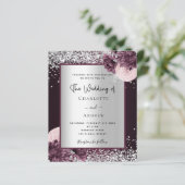 Burgund Silberfloralen Budget Einladung Hochzeit (Stehend Vorderseite)