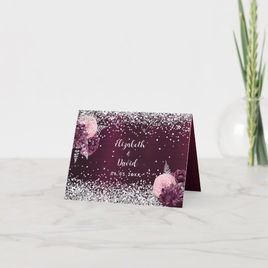 Burgund Silberne Blume Hochzeit Platzkarte Karte (Vorderseite)