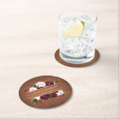 Burgund und Blütenflora Rustikale Hochzeit Runder Pappuntersetzer (Vor Ort)