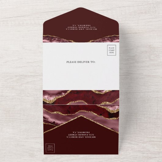 Burgund und Gold Agate Marmorhochzeit All In One Einladung (Außenbereich)