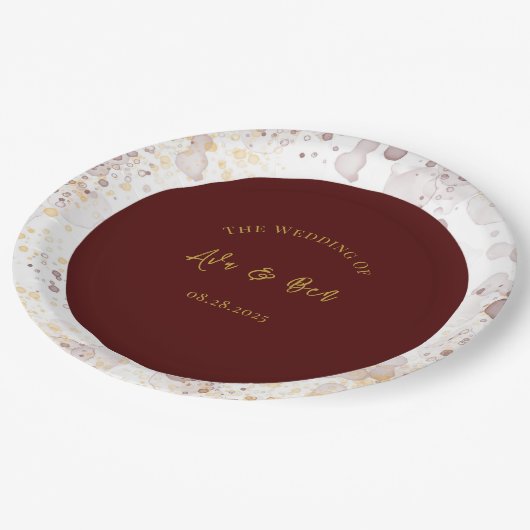 Burgund und Gold Alkohol Tinte Hochzeit Pappteller (Schrägansicht)
