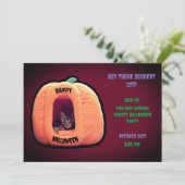 Burgund und Orange Pumpkin Spooky Kitten Einladung (Stehend Vorderseite)