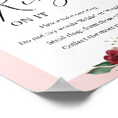 Burgund und rosa Blüte schrieb einen Ring Poster (Ecke)