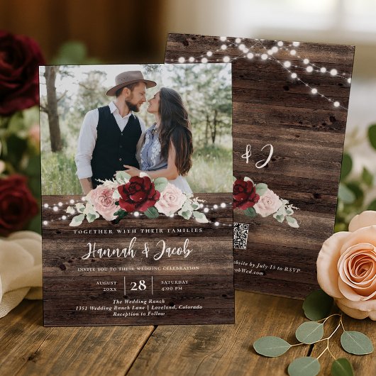 Burgund- und Rosé-Blumen-Hochzeit mit QR-Code Rust Einladung