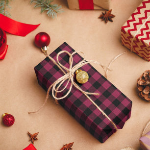 Burgund und Schwarz Büffelkariert Geschenkpapier
