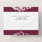 Burgund, weiße Blumengarten mit Herz Hochzeit All In One Einladung (Rückseite)