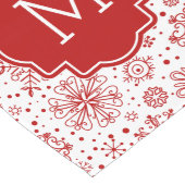 Burgund & weiße Weihnachtsschneeflocken Großer Tischläufer (Ecke)