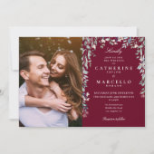 Burgund Wildblumen Kaskade Foto Hochzeit Einladung (Vorderseite)