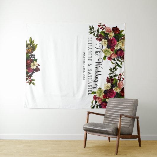 Burgunder blumengeschmückter Hochzeitsstand im Fot Wandteppich (Beispiel (Horizontal))