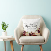Burgunder-Blumenherr und Frau Wedding Keepsake Kissen (Stuhl )