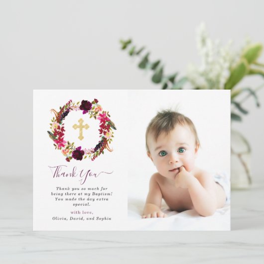 Burgunder Boho mit Blumen und Goldquertaufe-Foto Dankeskarte (Stehend Vorderseite)