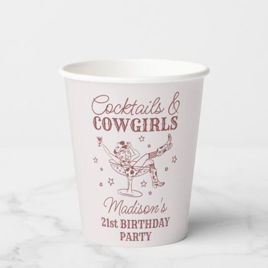 Burgunder Cocktails und Cowgirls Rodeo Geburtstag Pappbecher (Rückseite)