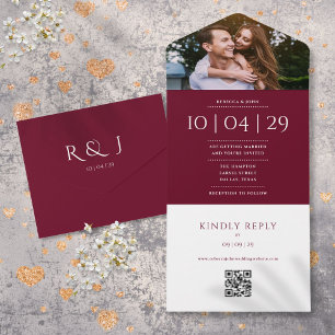 Burgunder-Monogramm-QR-Code-Foto-Hochzeitsdatum All In One Einladung