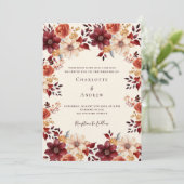 Burgunder Orangenfall Luxus Hochzeit mit Blumen Einladung (Stehend Vorderseite)