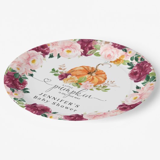 Burgunder Orangenkürbis Pappteller (Schrägansicht)