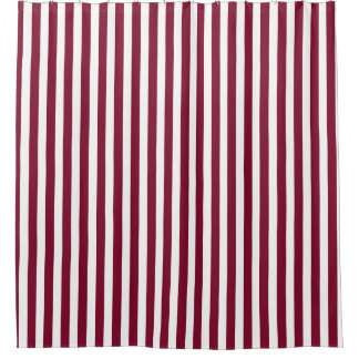 Burgunder und weiße Süßspeisen Duschvorhang