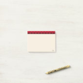Burgunderkopf auf Beige Post-it Klebezettel (Auf Schreibtisch)