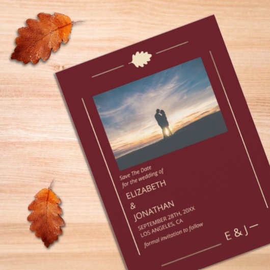 Burgunderne Hochzeit im Herbst Save The Date