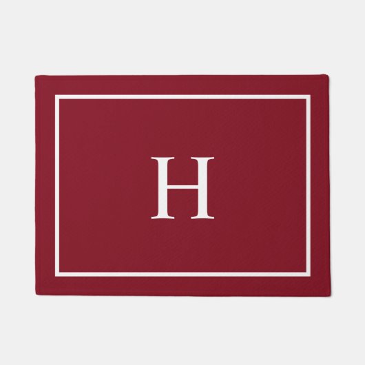Burgunderrote elegante moderne Monogramm Fußmatte (Vorderseite)