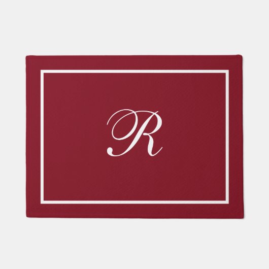 Burgunderrote elegante Schrift Monogramm Fußmatte (Vorderseite)