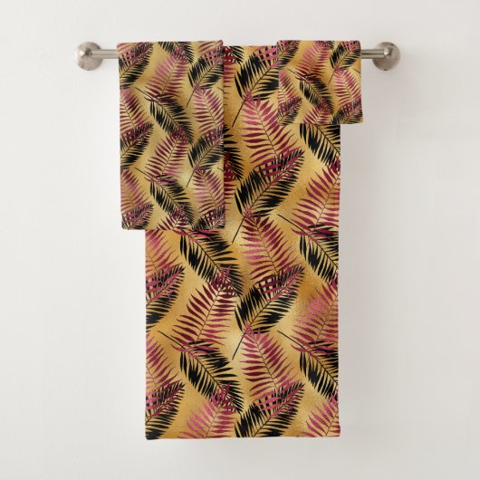 Burgundgoldgekacheltes Blatt Bath Handtuch Set (Insitu)