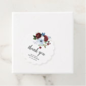 burgundische staubblaue Blume Brautparty Geschenkanhänger (Beispiel)