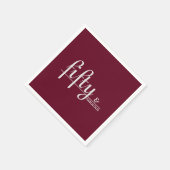 Burgundy 50 & FABULOUS! Script 50. Geburtstag Serviette (Ecke)