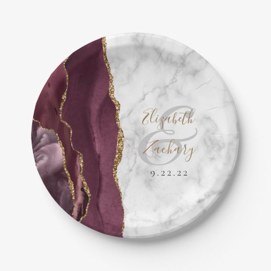 Burgundy Agate Marble Gold Script Wedding Pappteller (Vorderseite)