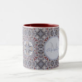 Burgundy and Grey Elegant Pattern Personalised Zweifarbige Tasse (VorderseiteRechts)