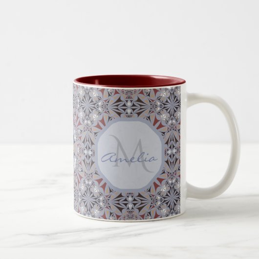 Burgundy and Grey Elegant Pattern Personalised Zweifarbige Tasse (Rechts)