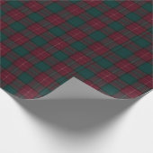 Burgundy and Hunter Green Tartan Wrapping Paper Geschenkpapier (Ecke)