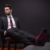 Burgundy Bitcoin Ethereum Krypto-Symbole Krawatte