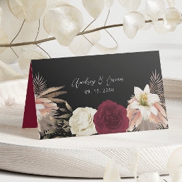 Burgundy Black Floral Wedding Platzkarte