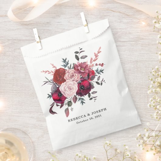 Burgundy Bloom Wedding Geschenktütchen (Ausgeschnitten)