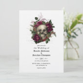 Burgundy Bloral Skull Halloween Gothic Wedding Inv Einladung (Stehend Vorderseite)