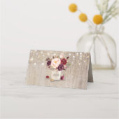 Burgundy Blume Rustic Wood Mason Jar Wedding Platzkarte (Rückseite)