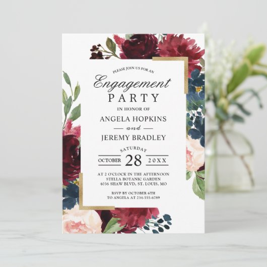 Burgundy Blush Bloral Blue Gold Engagement Party Einladung (Stehend Vorderseite)