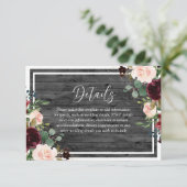 Burgundy & Blush Blume Holzkohle Hochzeit Begleitkarte (Stehend Vorderseite)