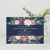 Burgundy Blush Blume Navy Blue Wedding Einladung (Stehend Vorderseite)