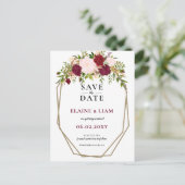 Burgundy Blush Gold Floral Monogram Save the Date Ankündigungspostkarte (Stehend Vorderseite)