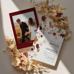 Burgundy Boho Fall Floral Foto Hochzeit Einladung