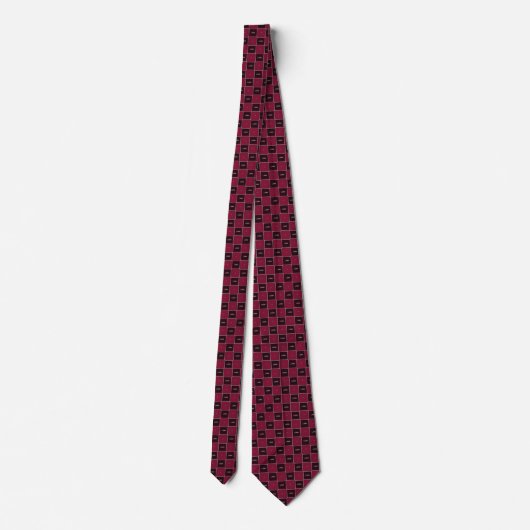 Burgundy Checkerboard Logo Pattern Krawatte (Rückseite)