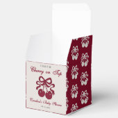 Burgundy Cherry mit Top Baby Dusche Geschenkschachtel (Geöffnet)