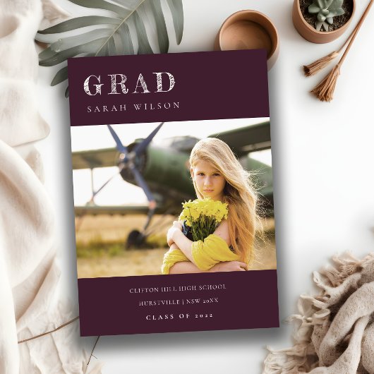 Burgundy Clean Minimal Clean Foto Abschluss Einladung