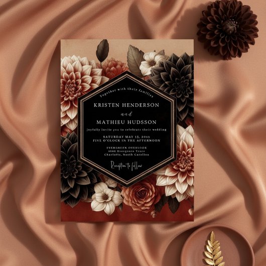 Burgundy Dahlia Bloom Wedding Einladung