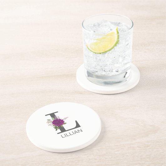 Burgundy Dahlia Floral Alphabet Letter Monogram Getränkeuntersetzer (Seite)