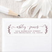 Burgundy Elegant Script Wedding Rücksendeadresse (Insitu)