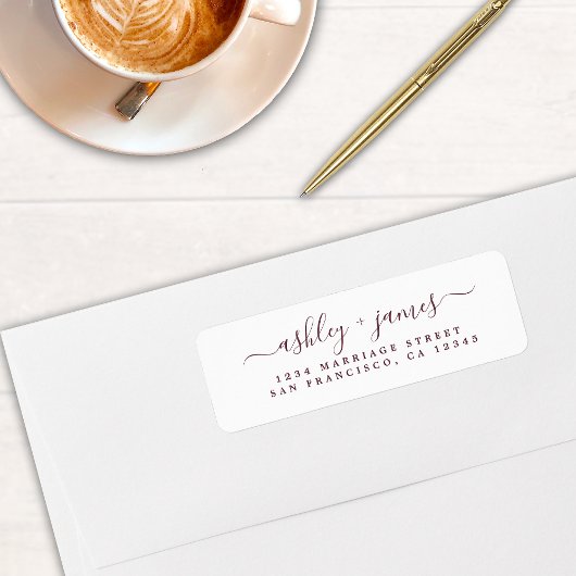 Burgundy Elegant Script Wedding Rücksendeadresse